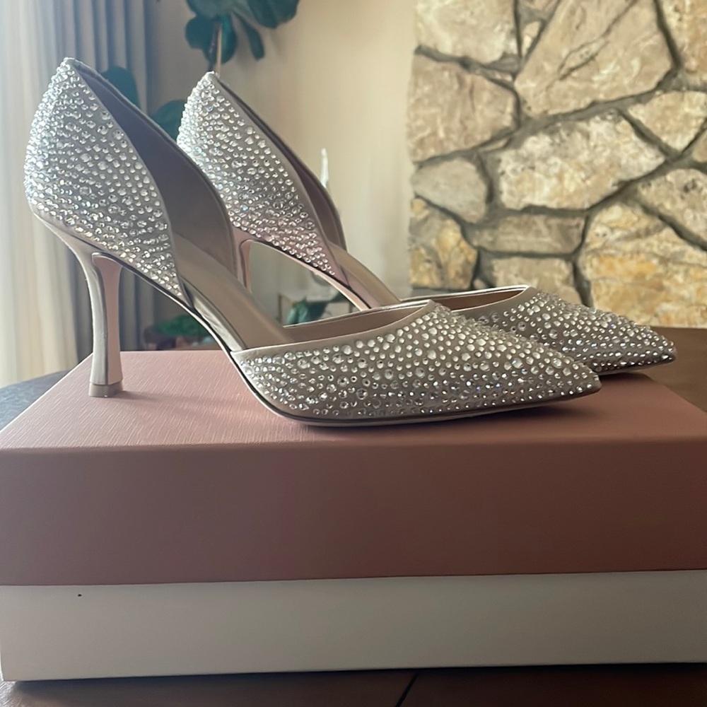 Via Spiga embellished nude satin d’Orsay pumps, like new 9.5 39.5